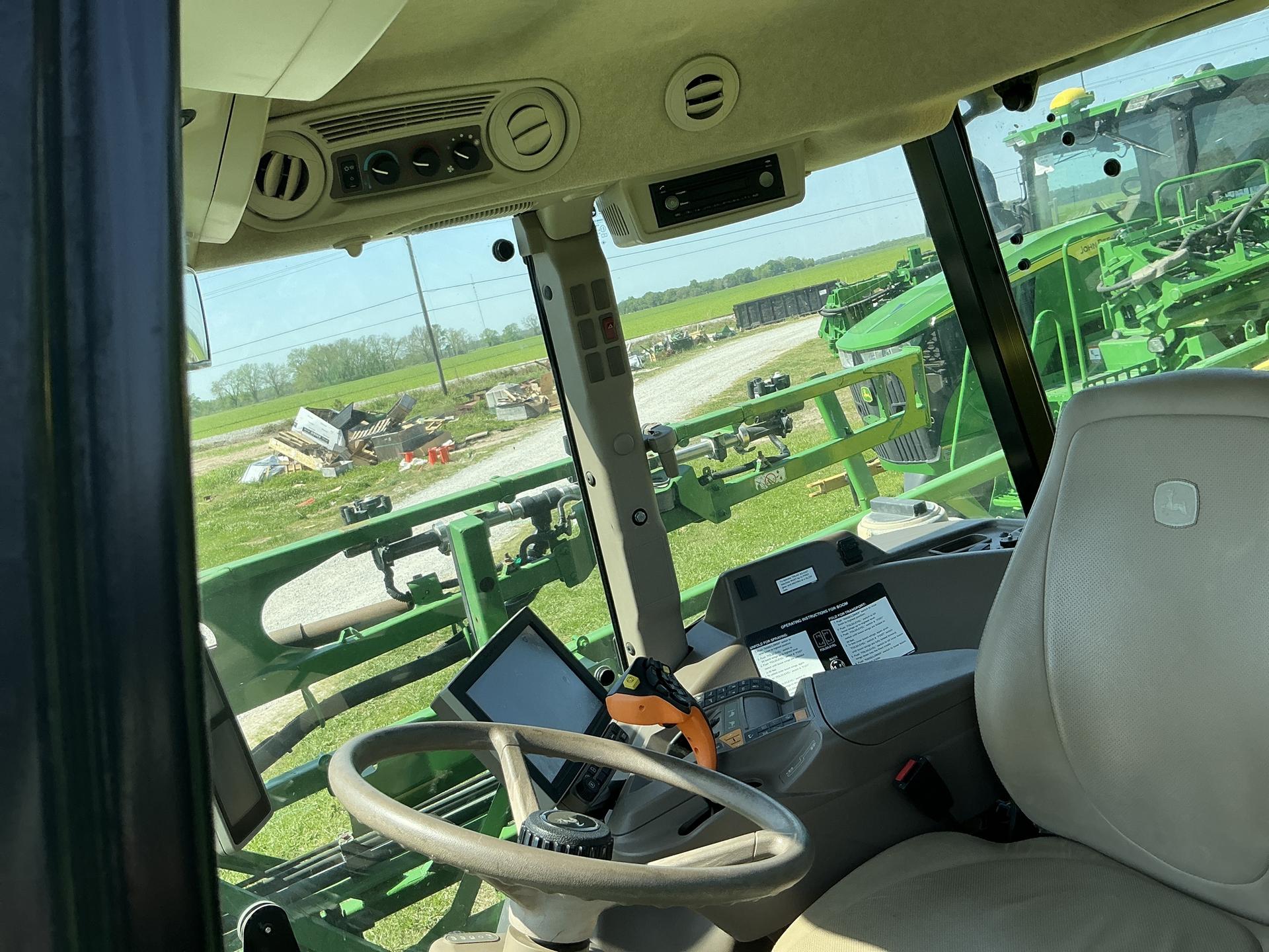 2018 John Deere R4023 Image