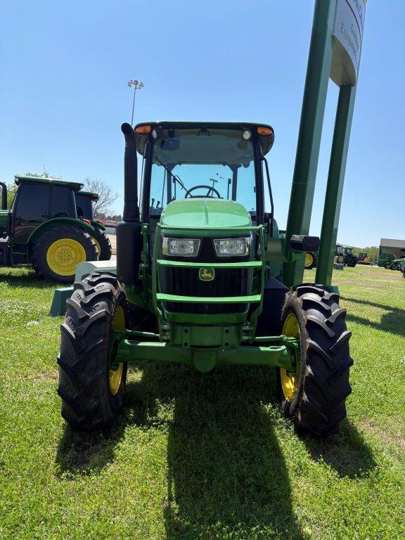 2023 John Deere 5090E Image
