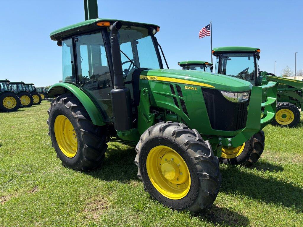 2023 John Deere 5090E Image