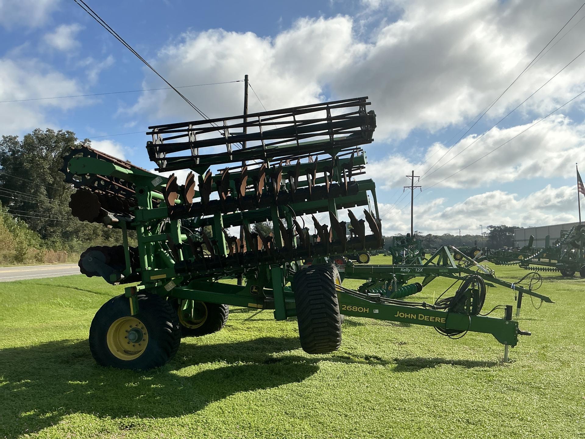 2021 John Deere 2680H 30’ Image
