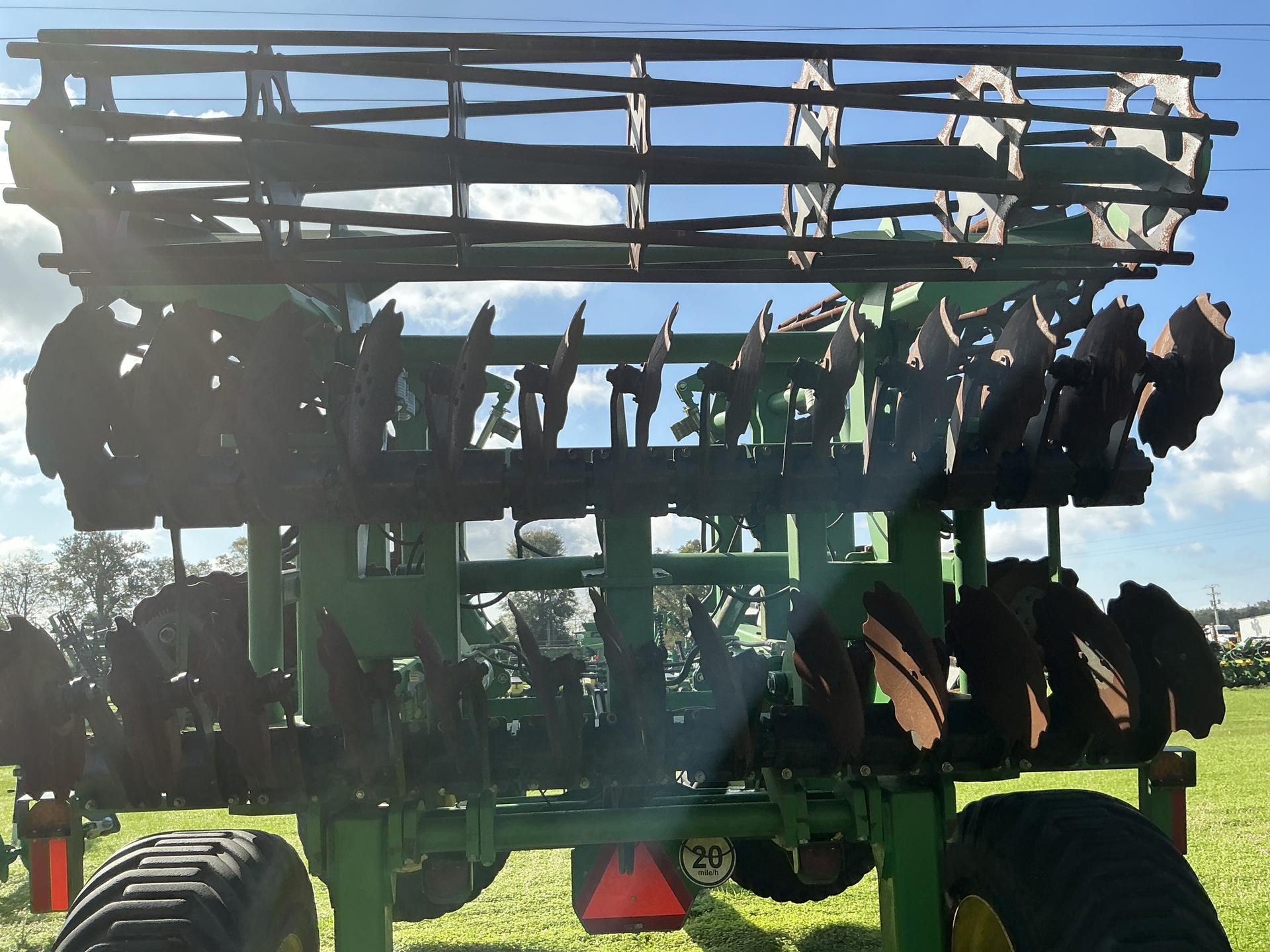 2021 John Deere 2680H 30’ Image