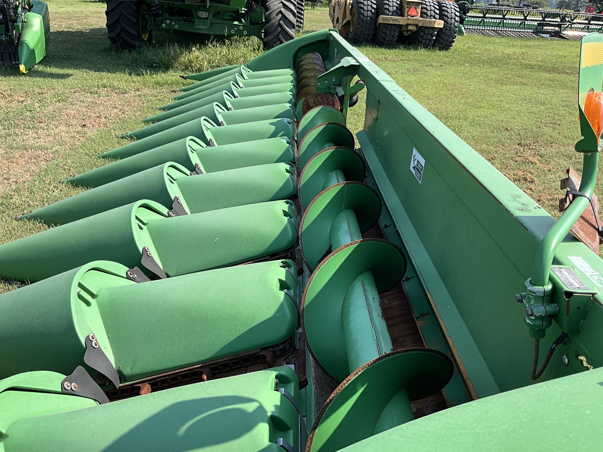 2011 John Deere 612C Image