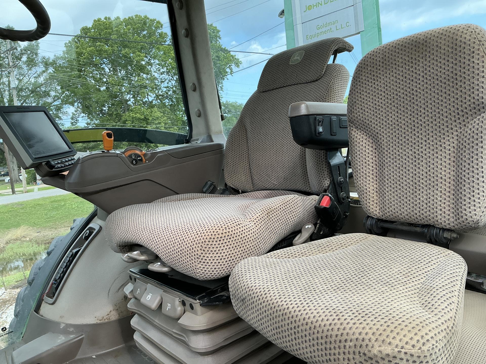 2020 John Deere 8320R Image