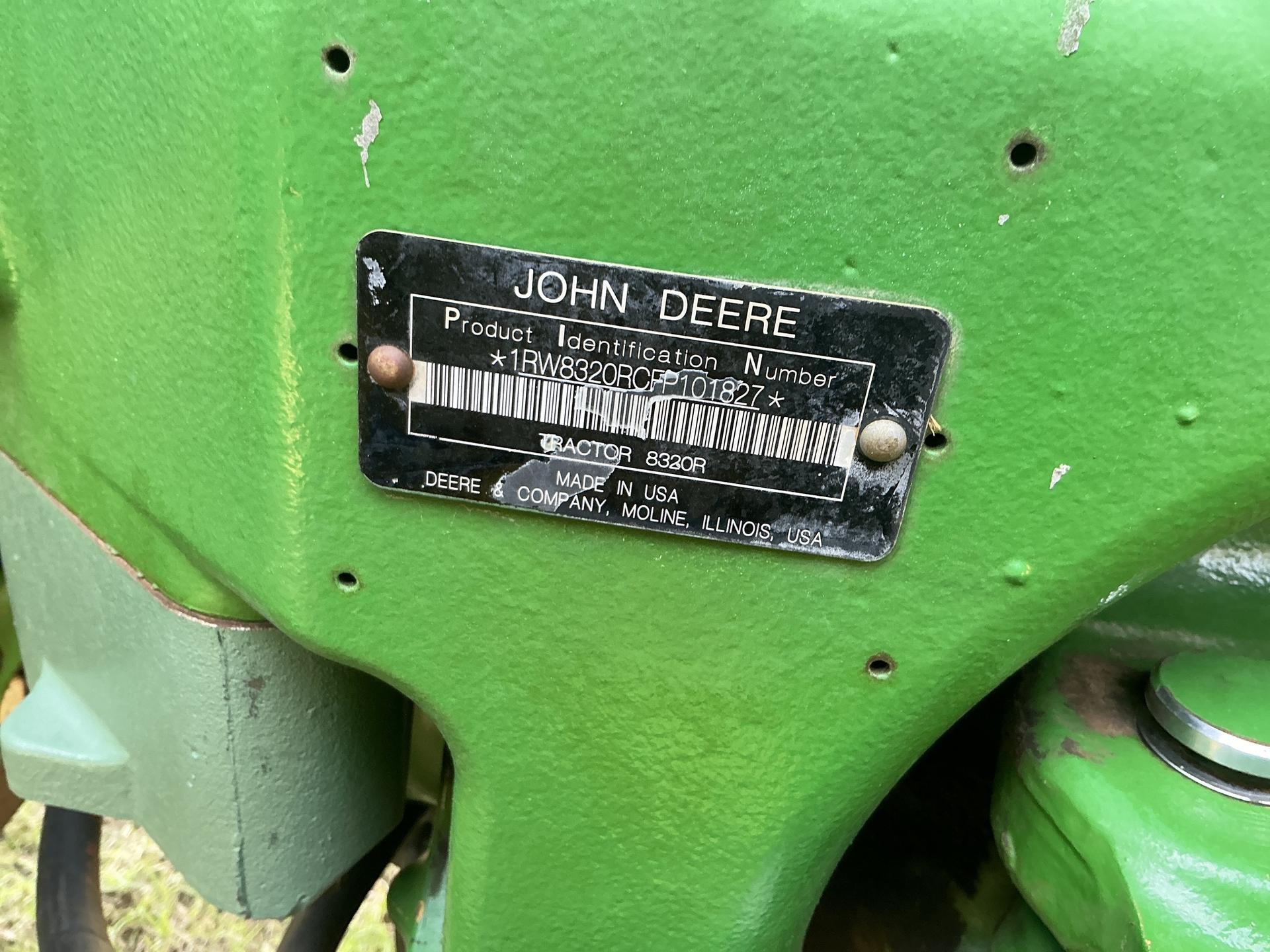 2015 John Deere 8320R Image