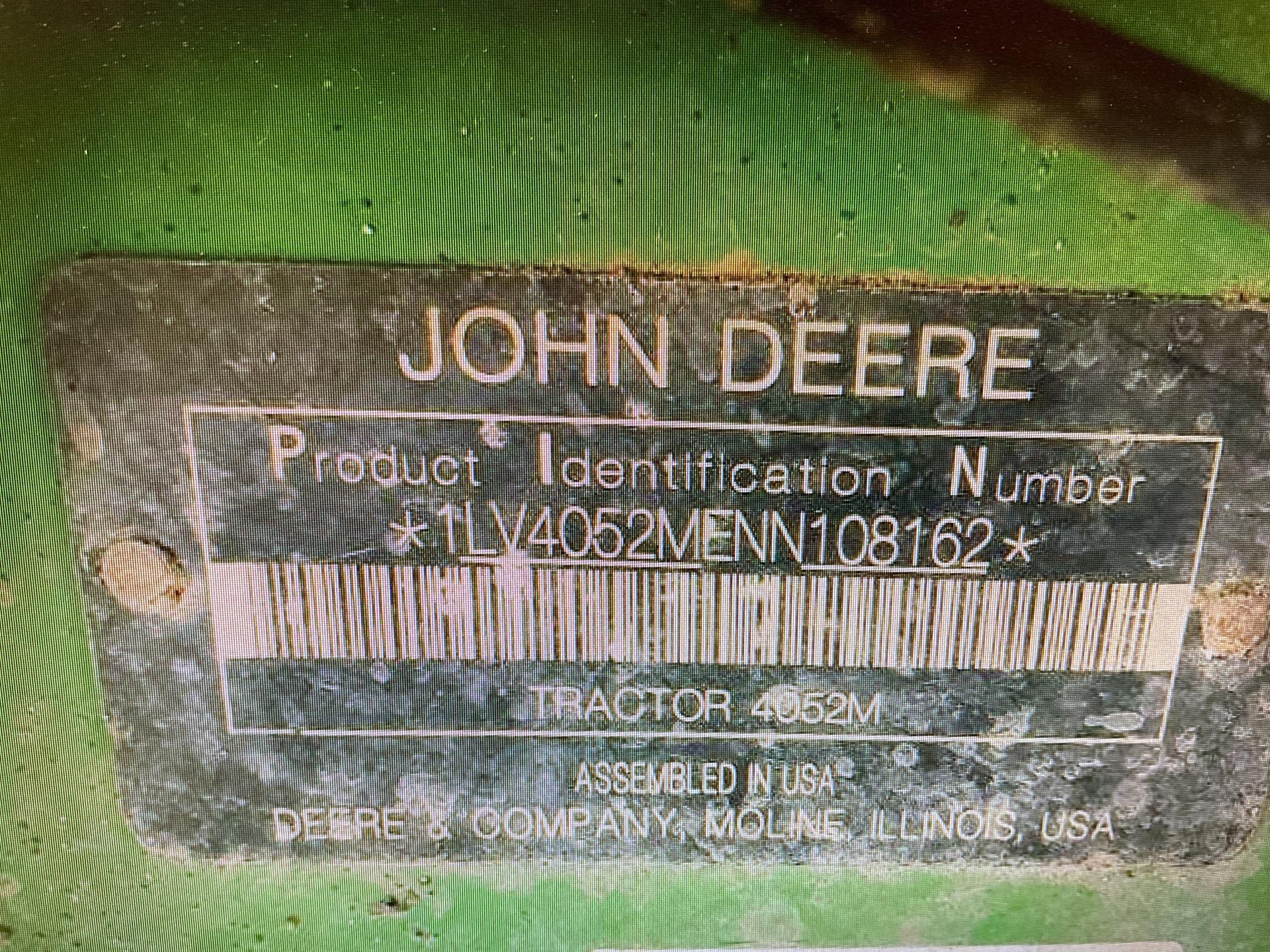 2022 John Deere 4052